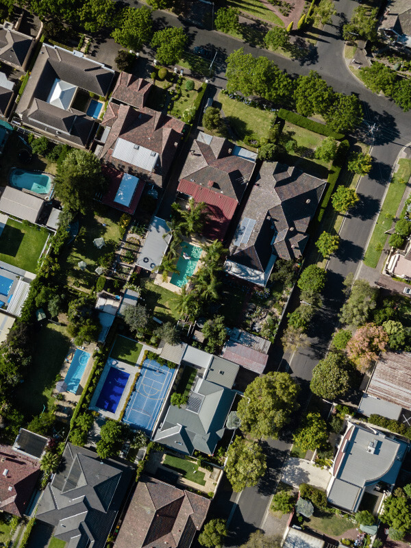 Birds eye view of a neighborhood of homes