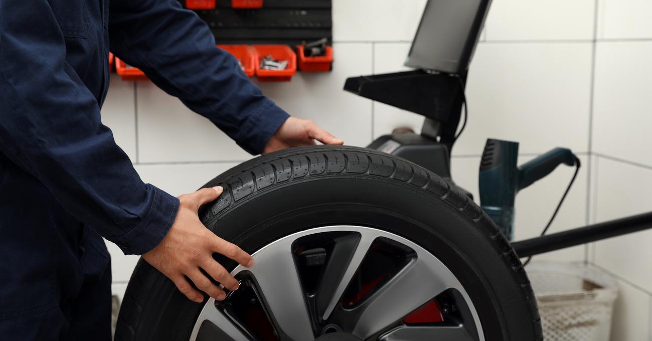How Are Tires Balanced? CarShtuff