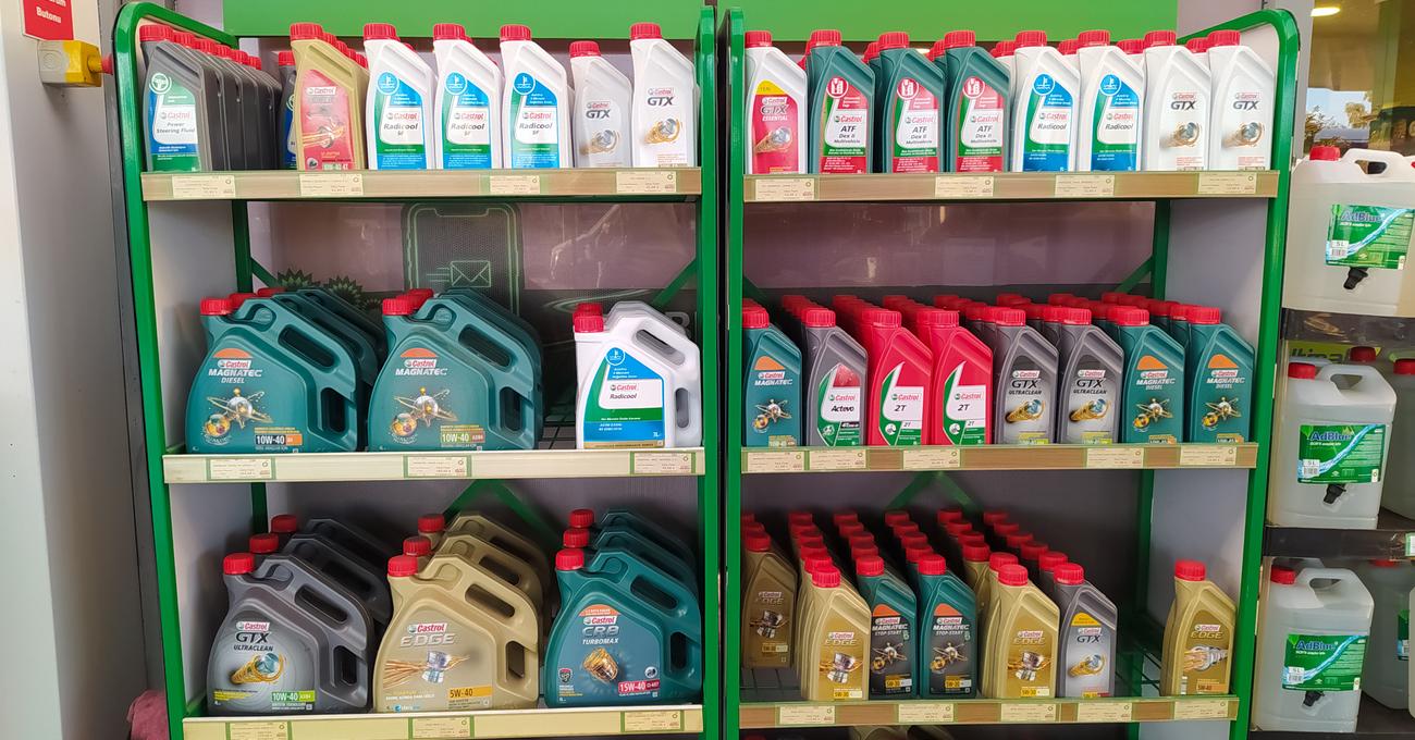 Oil Comparison Ow40 Vs 5w40 CarShtuff