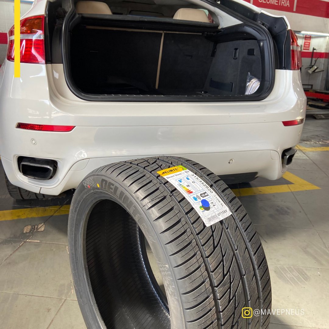 Best Tires For Chrysler 300 CarShtuff