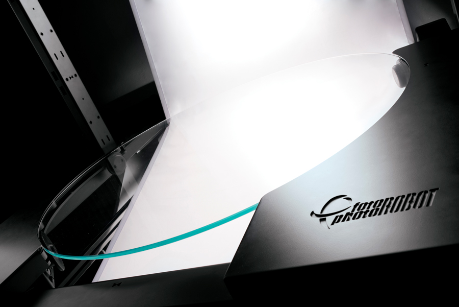 PhotoRobot's Centerless Table, a Motorized Photography Turntable