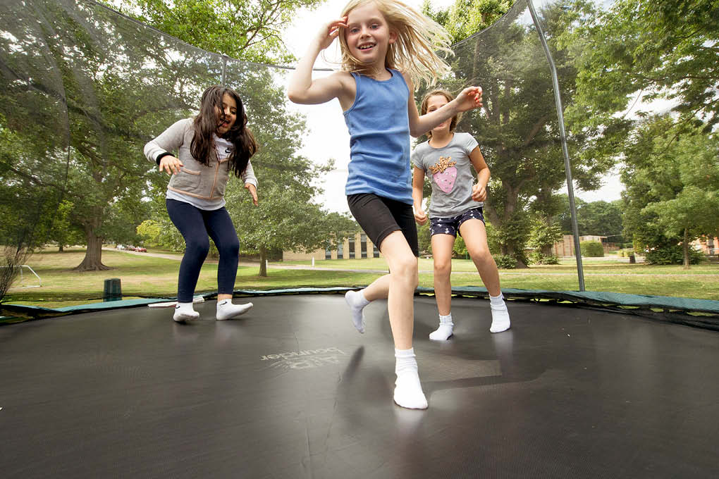 Trampolining 2 children