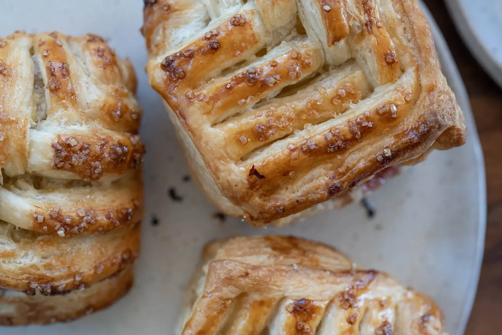 Easy Mixed Berry Hand Pie (with Puff Pastry)