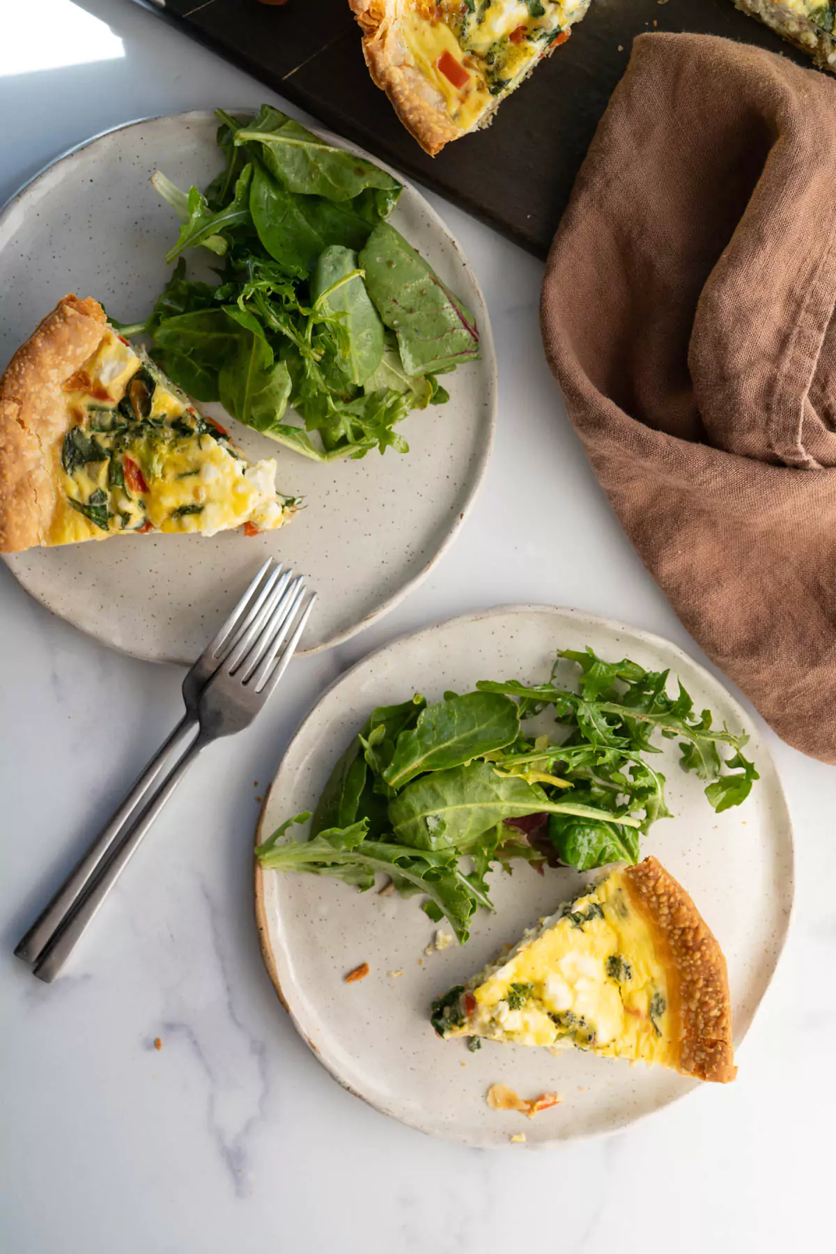 Spinach and Red Pepper Veggie Quiche