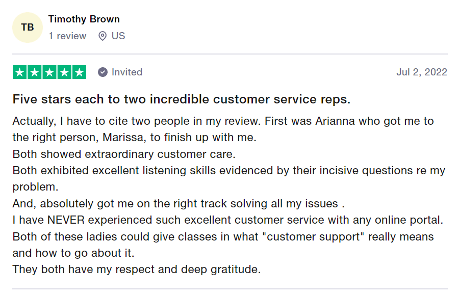 Aura review on Trustpilot