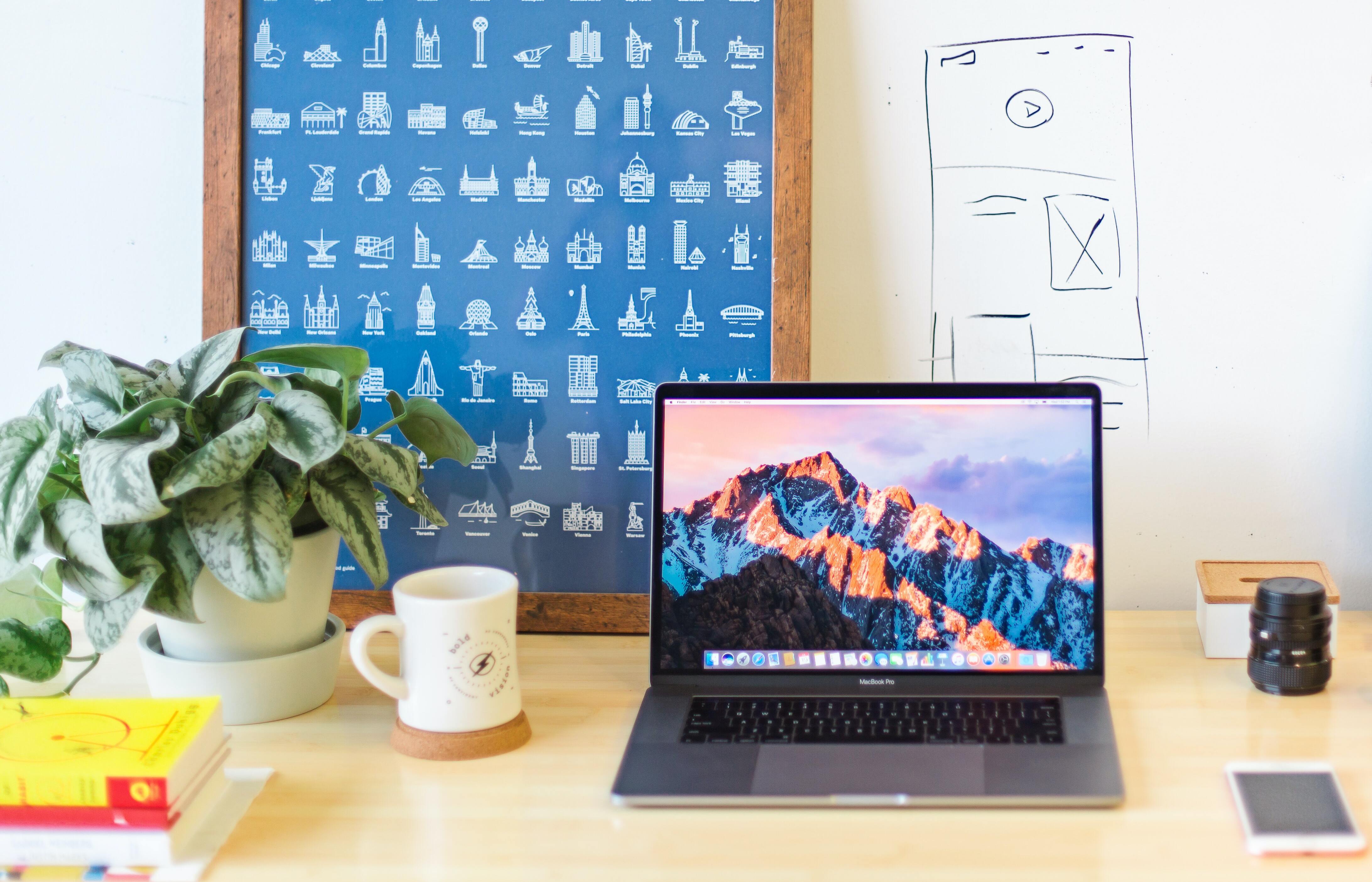 7 tips to maintain productivity in a hybrid working model