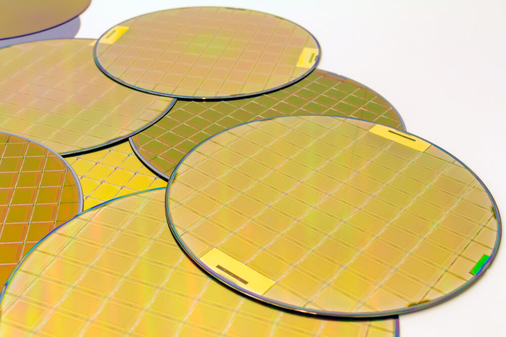 InP Wafers vs. Silicon Wafers: Advantages at a Glance