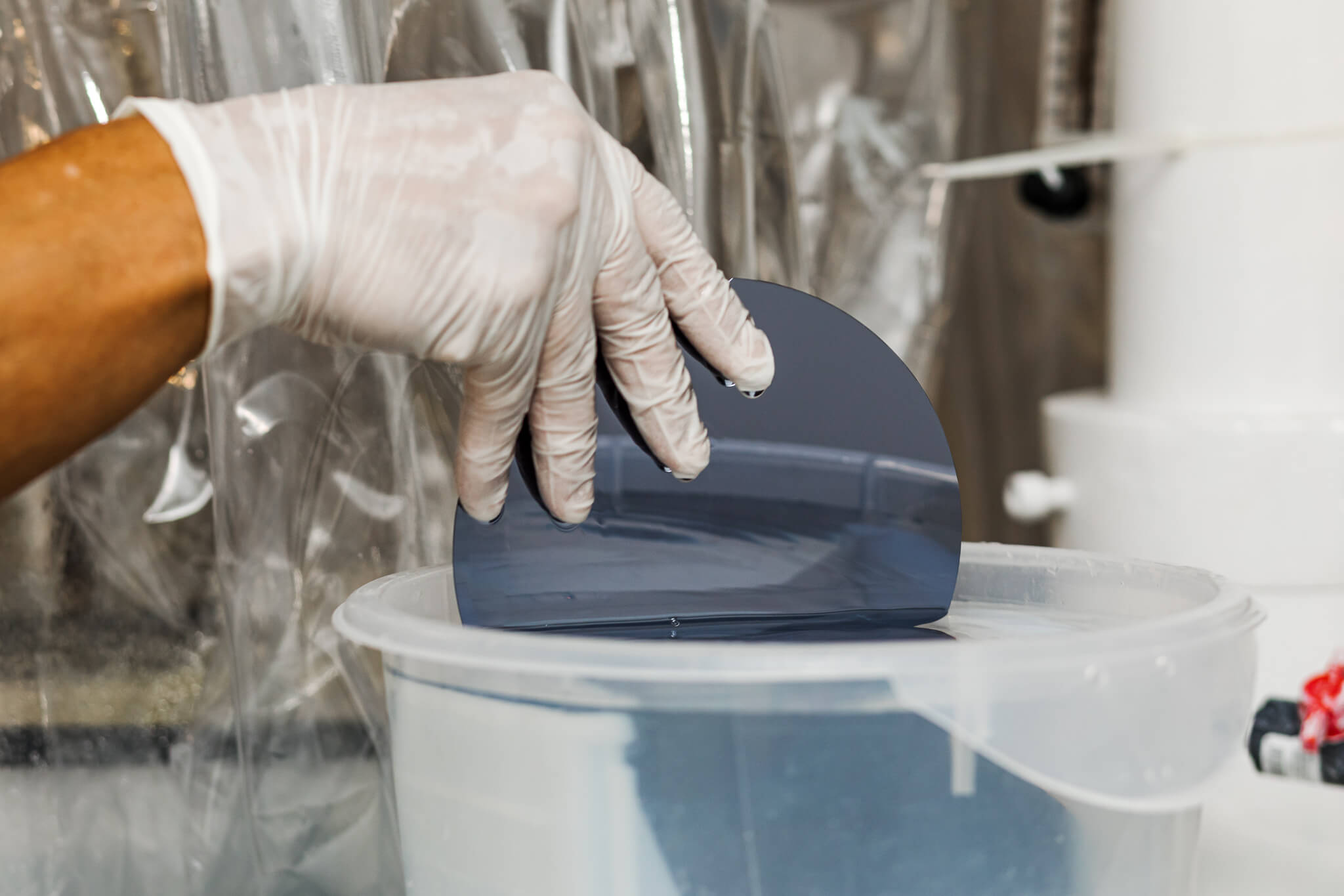 Double-Side Polished Wafers in Advancing Optoelectronics