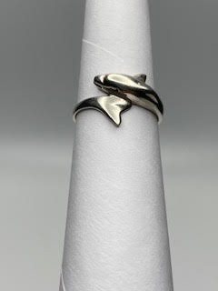 Dolphin Ring
