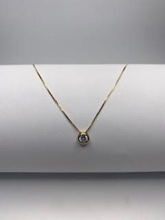 Gold box chain necklace