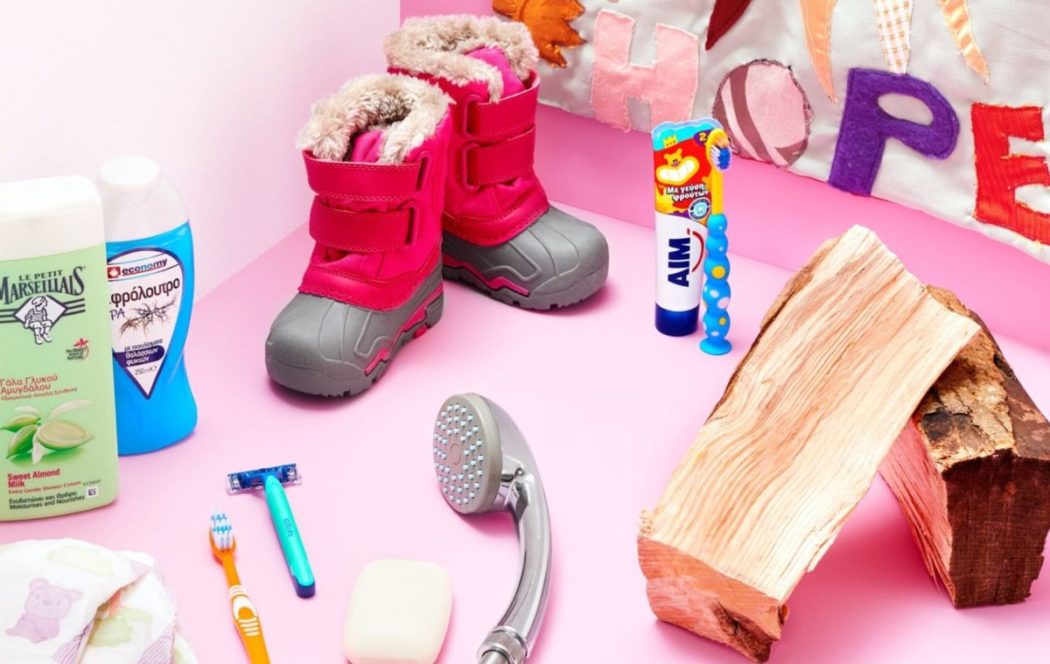 Choose.Love gifting refugees necessities