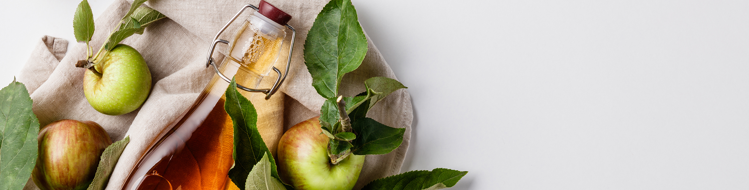 Apple Cider Vinegar for Rosacea More Harm Than Good? Strut Blog