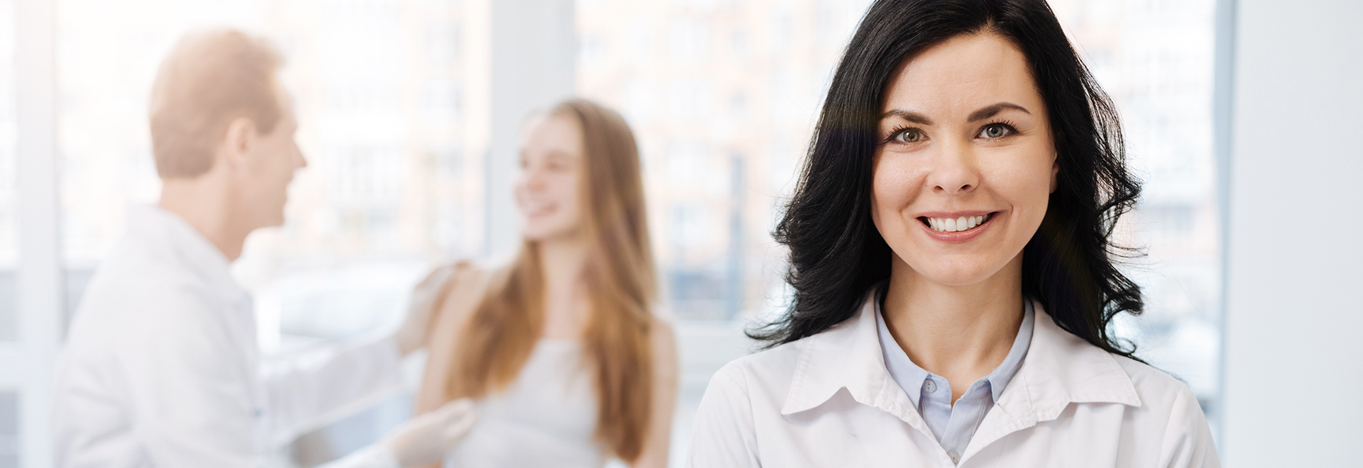 How Much Does A Dermatologist Cost What To Expect With And Without 