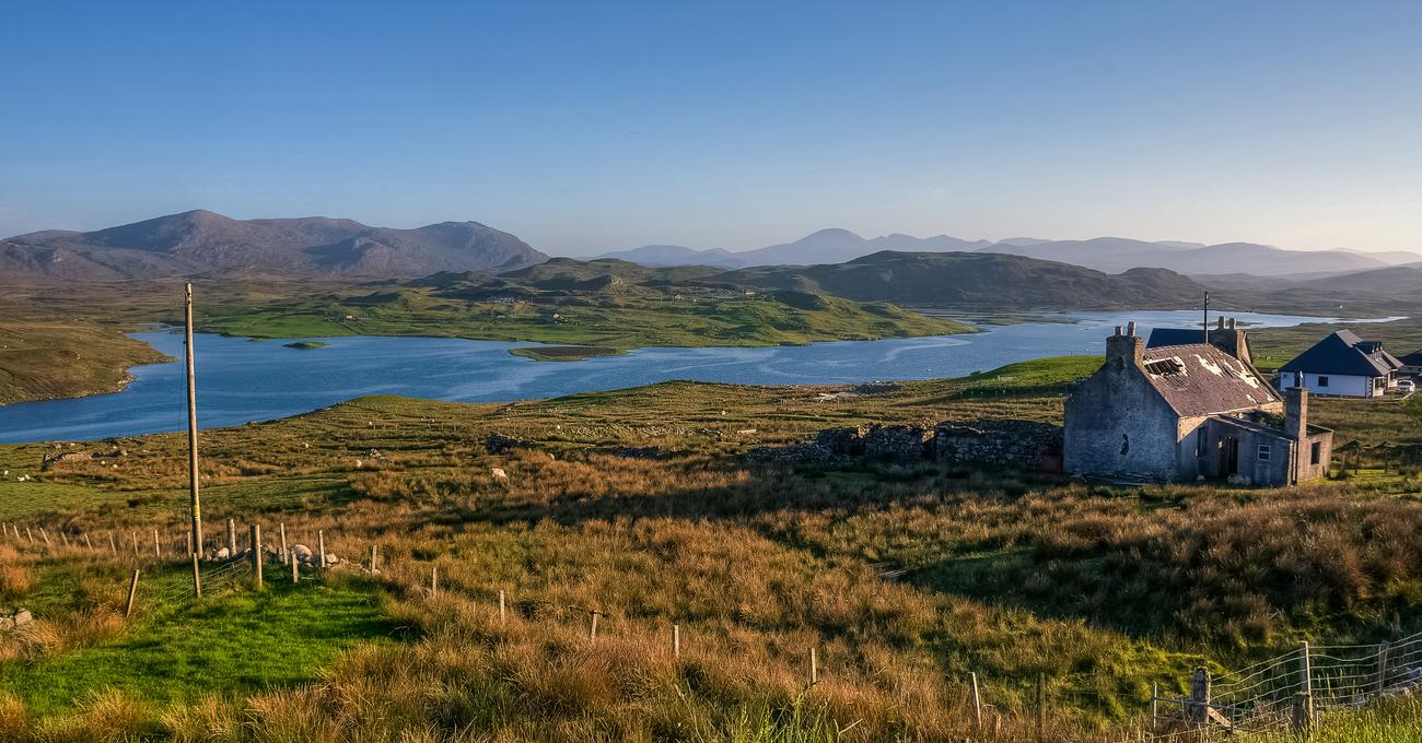 Does Buying Land In Scotland Make You A Lord? (Honorary Titles)