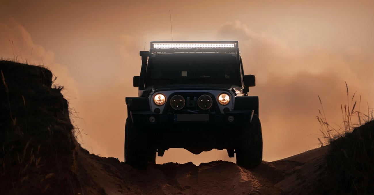 Can You Off Road With A Leveling Kit? WeAirDown