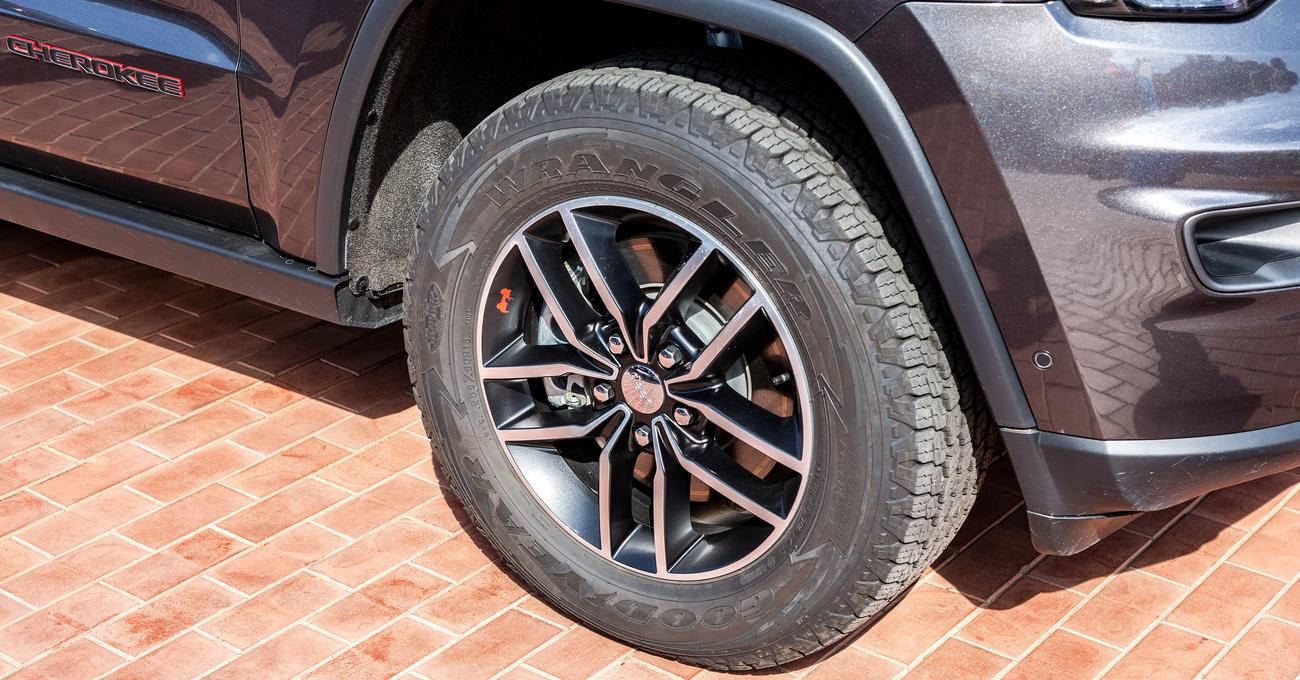 Best Tires For Jeep Cherokee WeAirDown