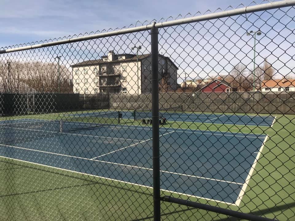 Image of the Red Deer Tennis Club outdoor