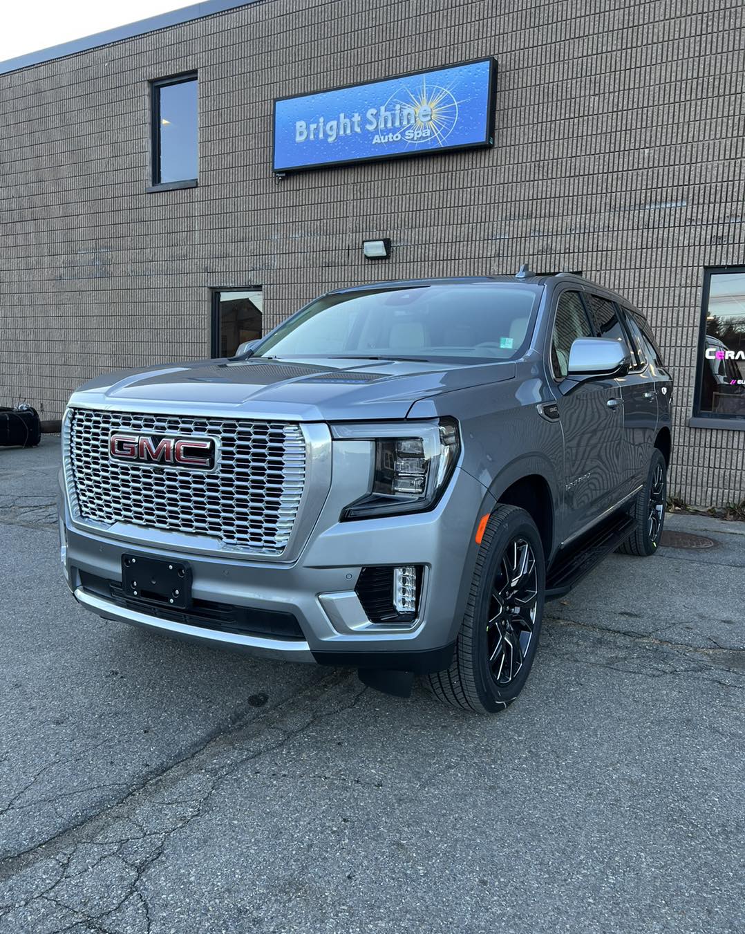 2023 Yukon Denali Gas Type