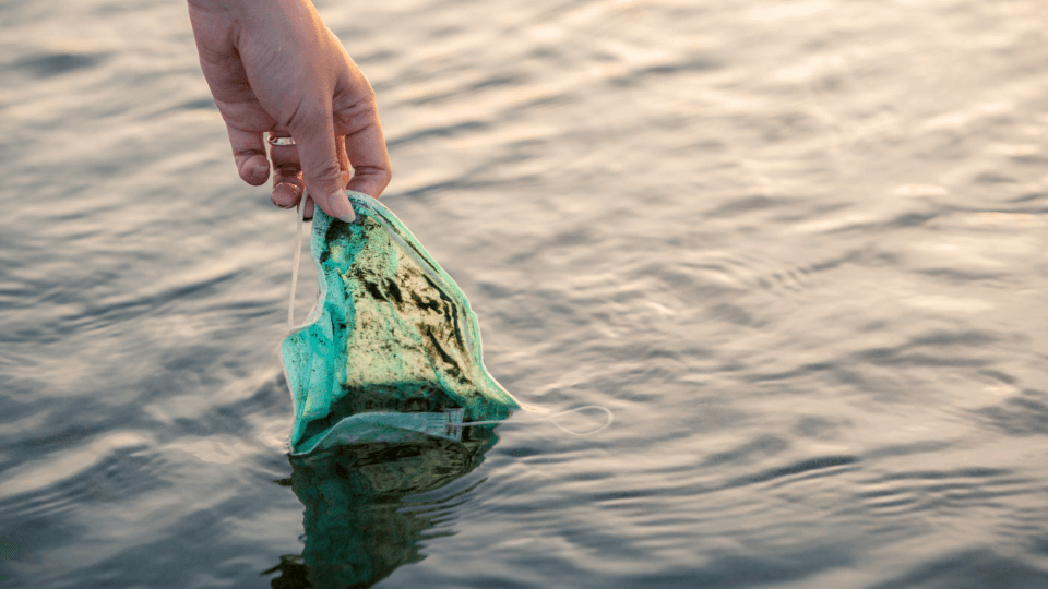 disposable face masks adding to the plastic waste worldwide