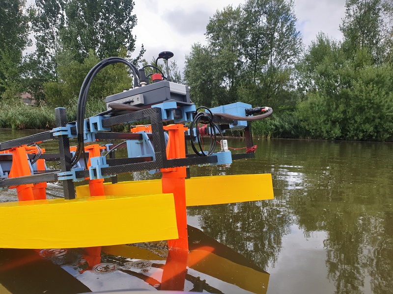 Flying Fish Hydrofoil Education and Research Platform (HEARP)