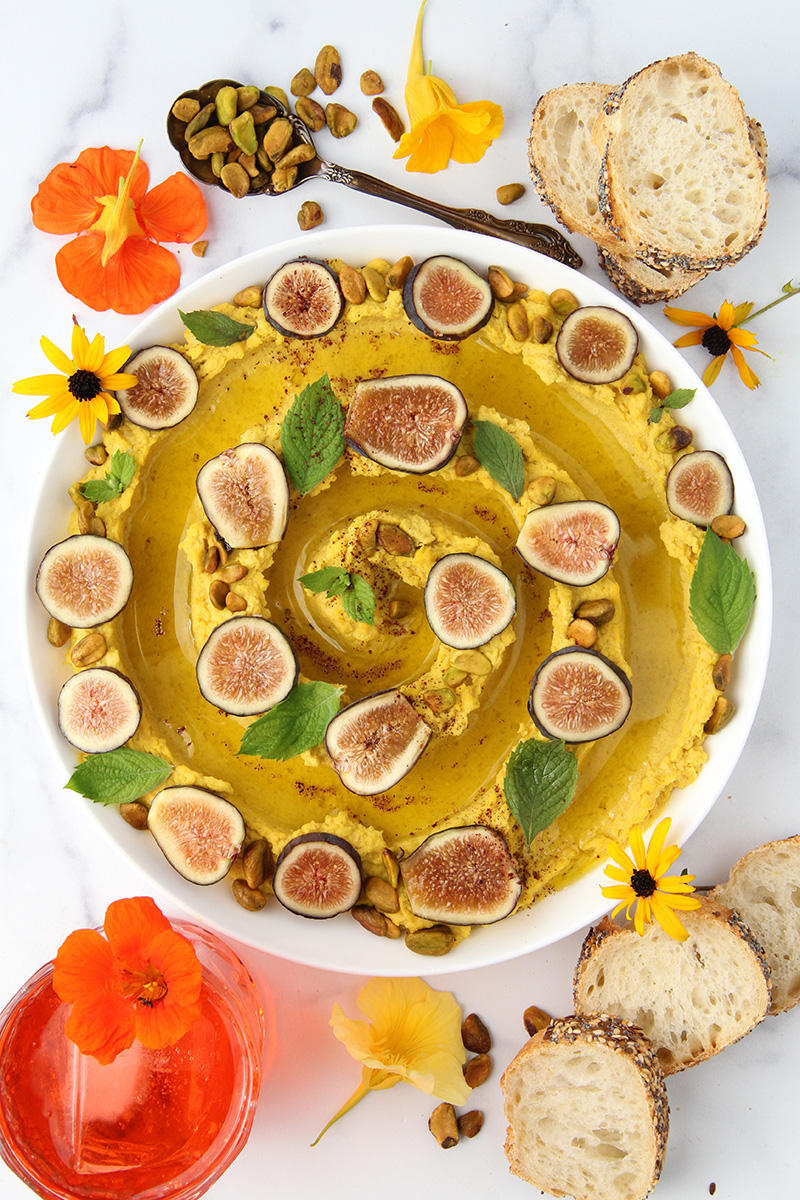 Golden Hummus (Superfood Turmeric Hummus)