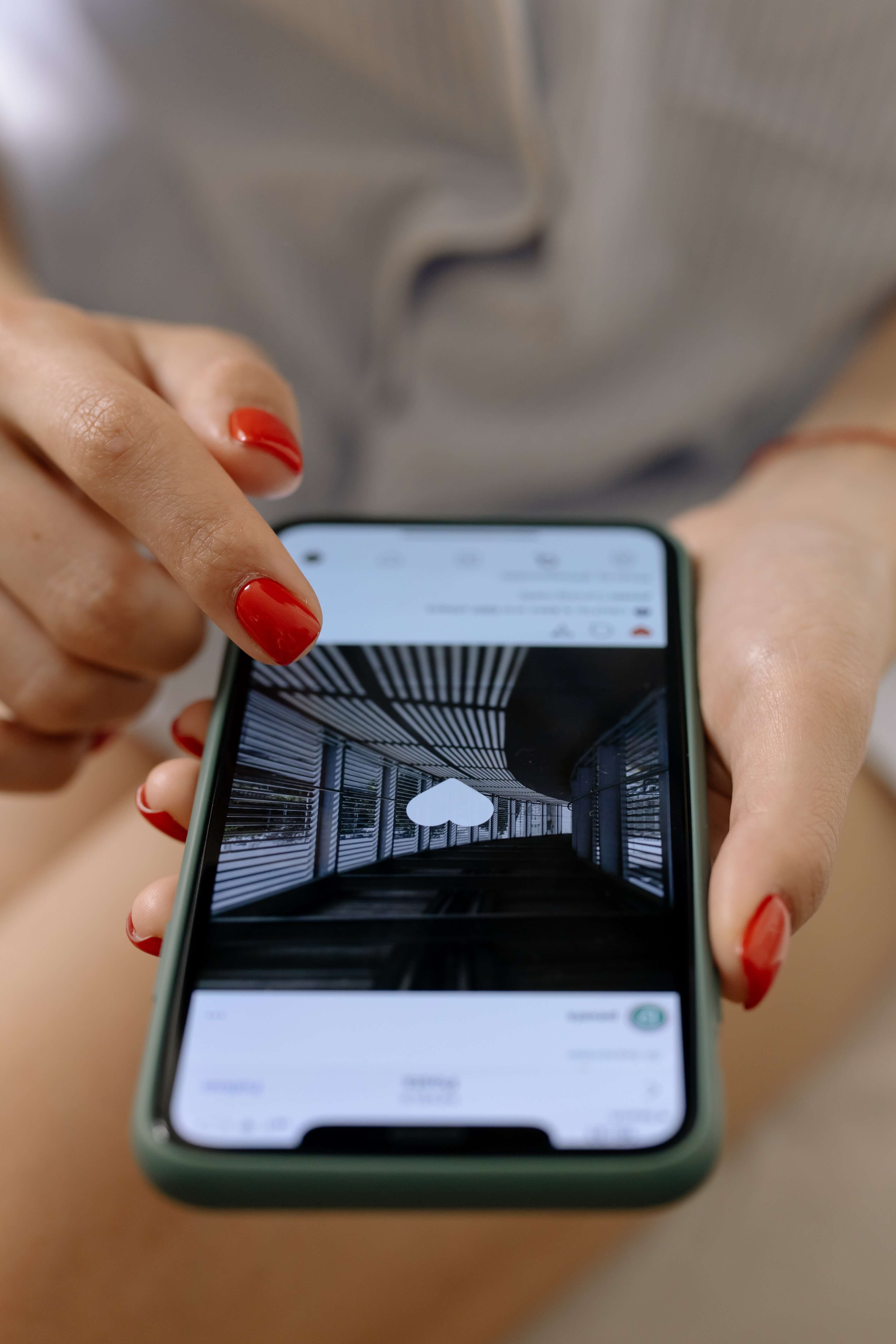 Suppression des likes sur Instagram, quel impact pour le business de l’influence ?