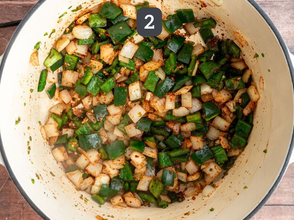 Vegan Tempeh Chili (High Protein)