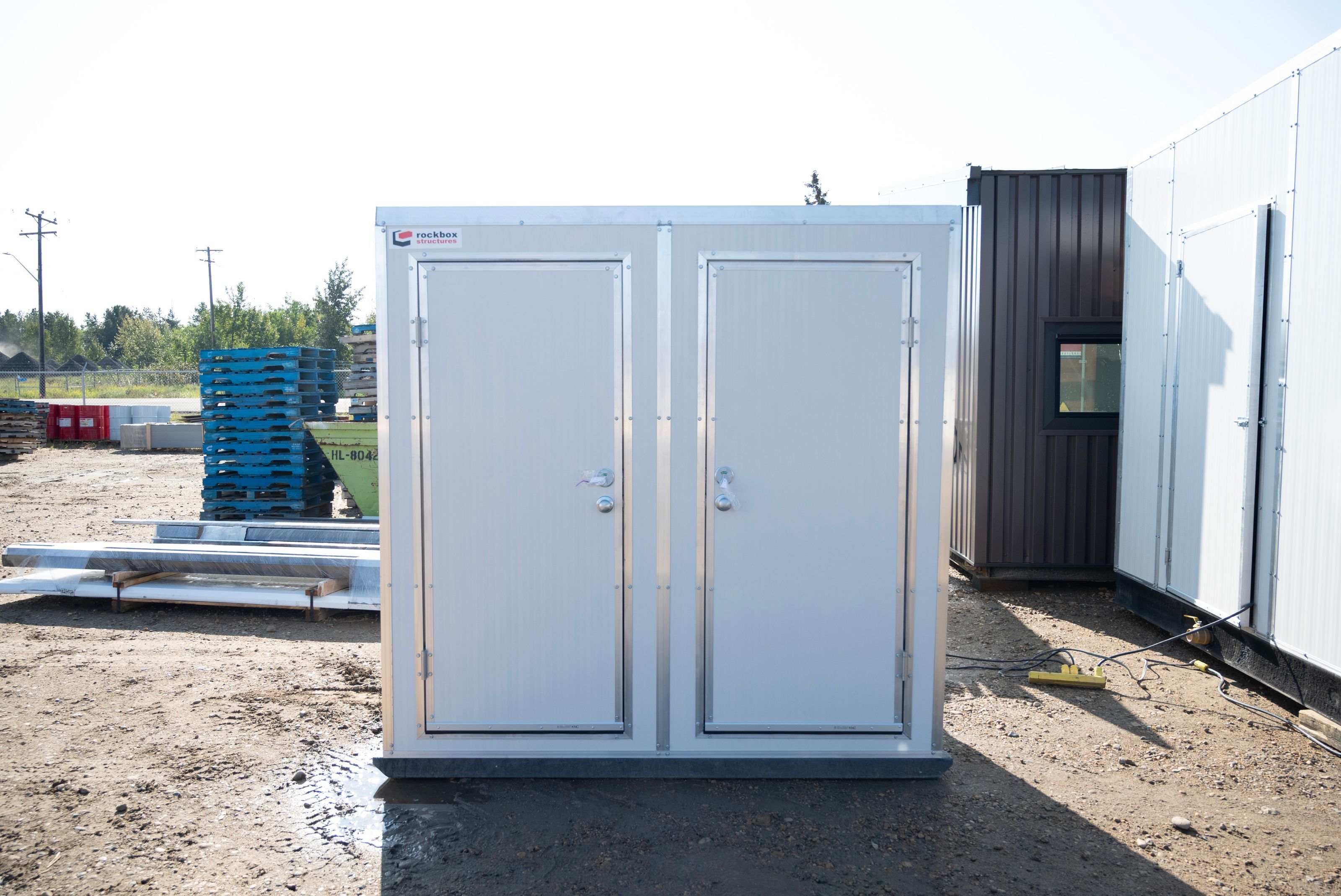 Washroom Trailers Edmonton Portable Heated Washrooms For Sale Porta