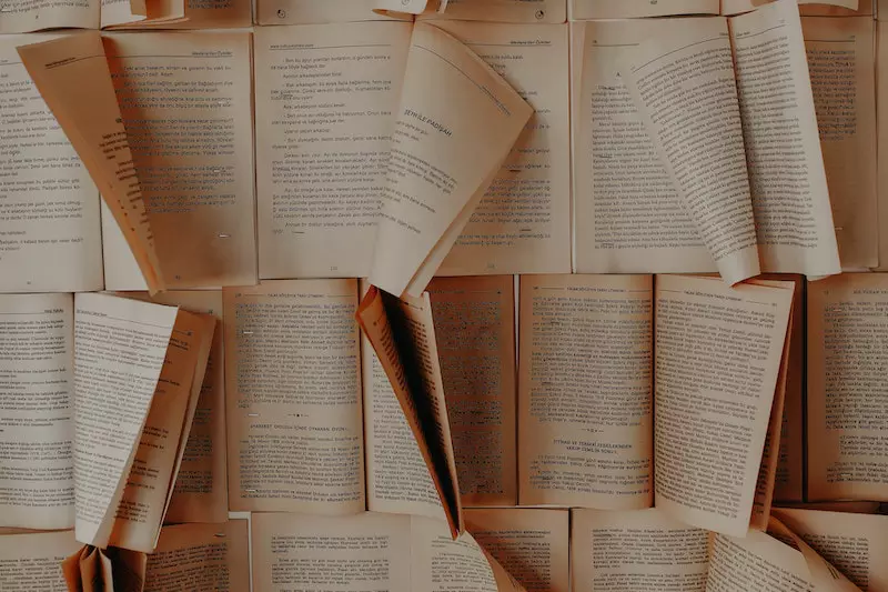 many book in library