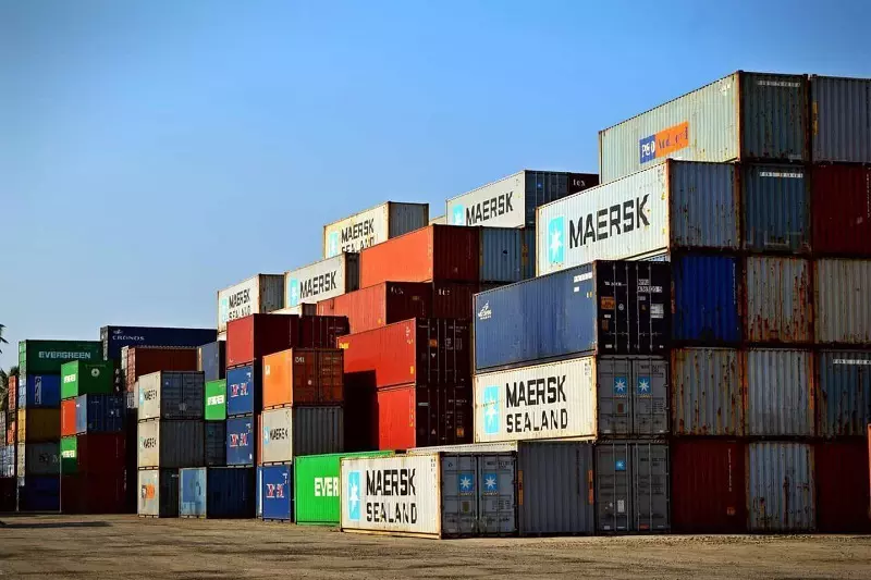so many container show in picture