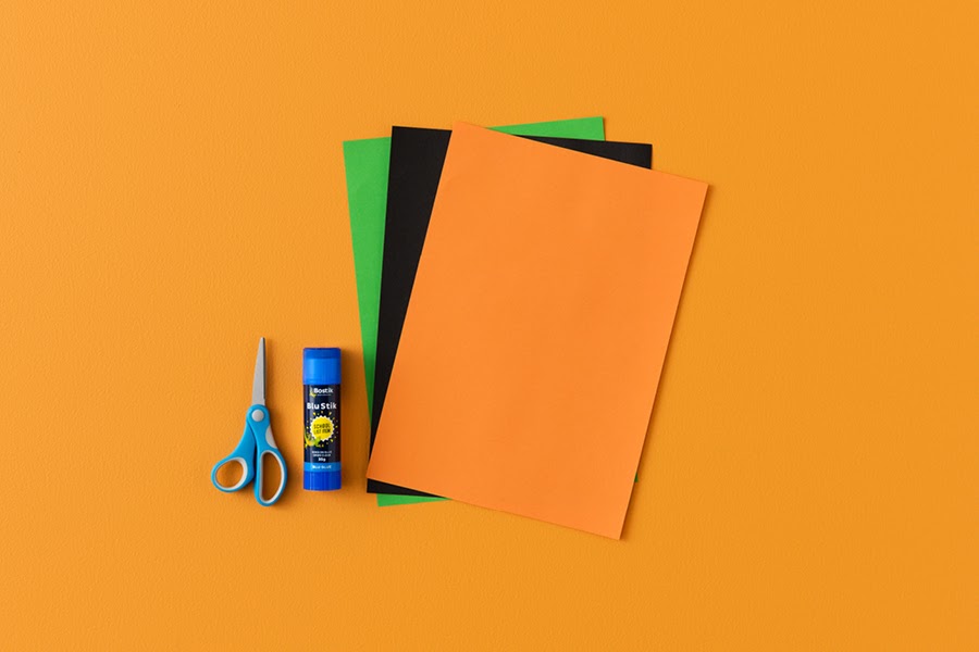 This easy Halloween craft project for kids requires only paper, scissors and glue.