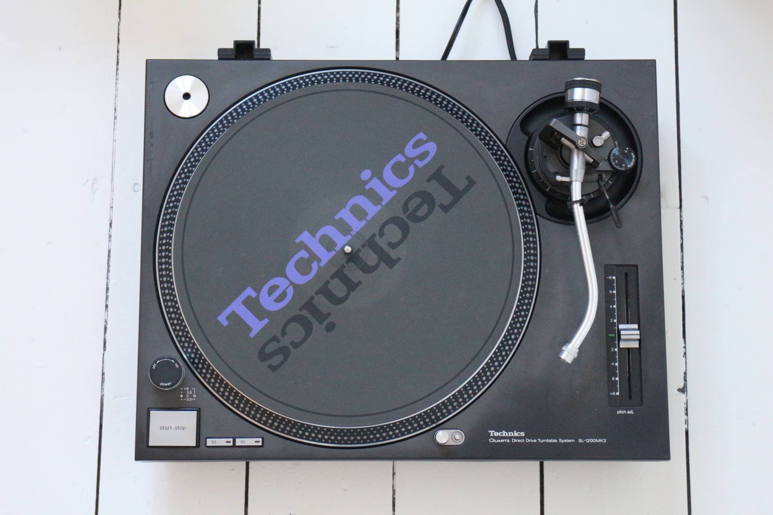 Technics SL-1200 MK3 black well maintained