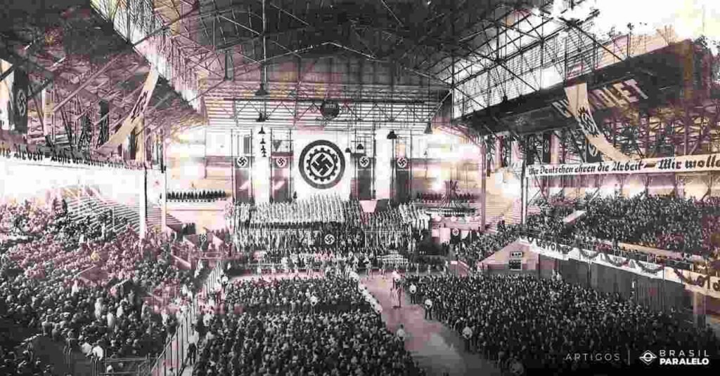 Mergulhadores encontram vestígios que alimentam teoria de fuga de Hitler para Argentina Mergulhadores encontram vestígios que alimentam teoria de fuga de Hitler para Argentina