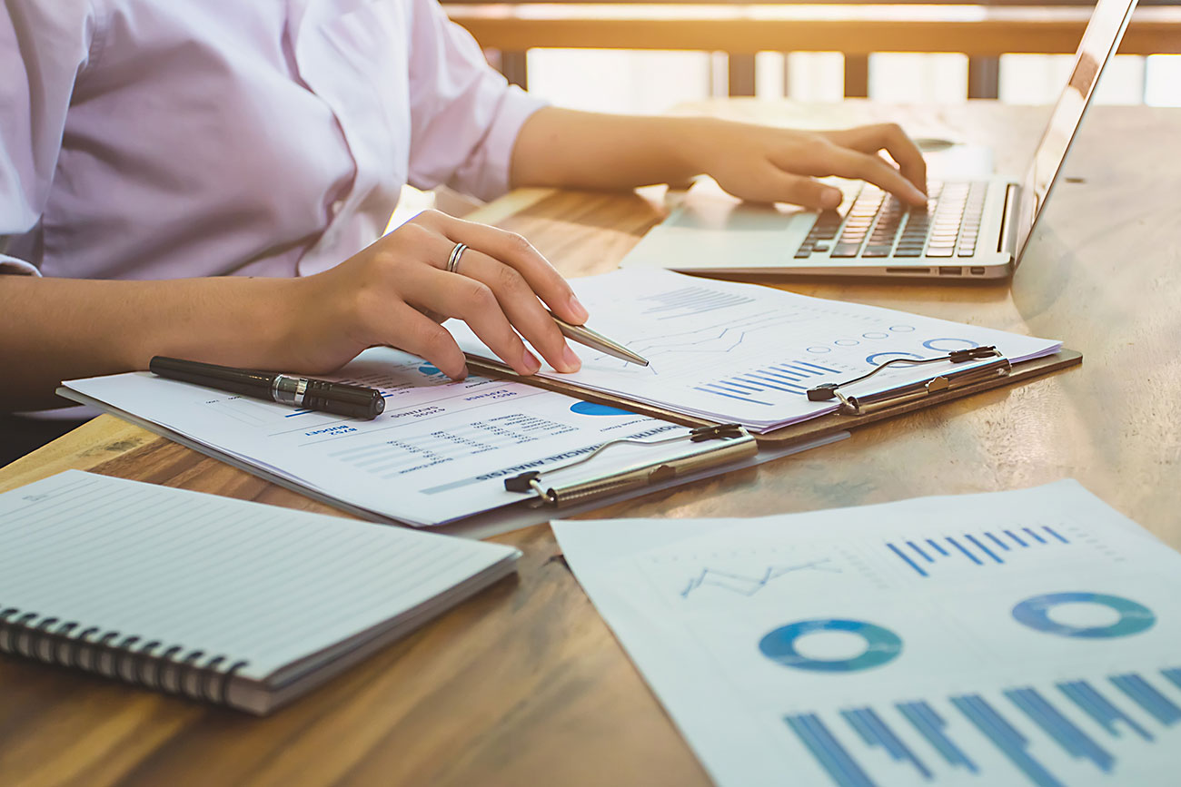 How to Start a Bookkeeping Business with no Experience