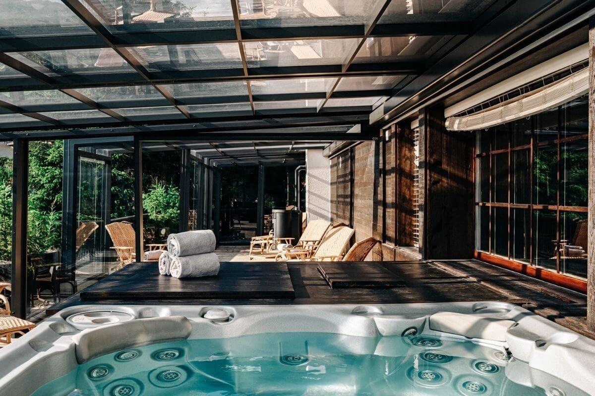 Hôtel Pool Influence Society