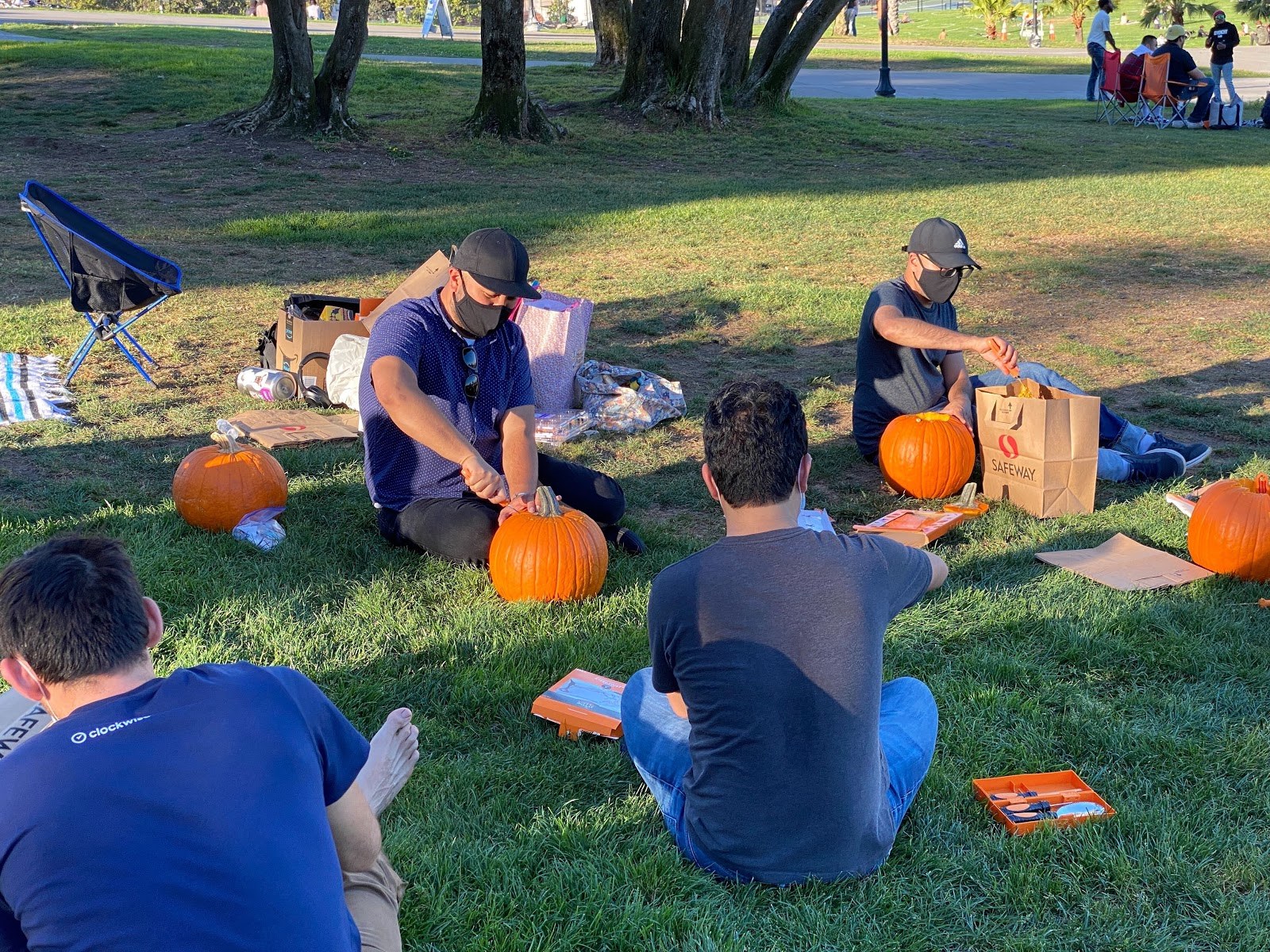 Clockwise pumpkin carving contest