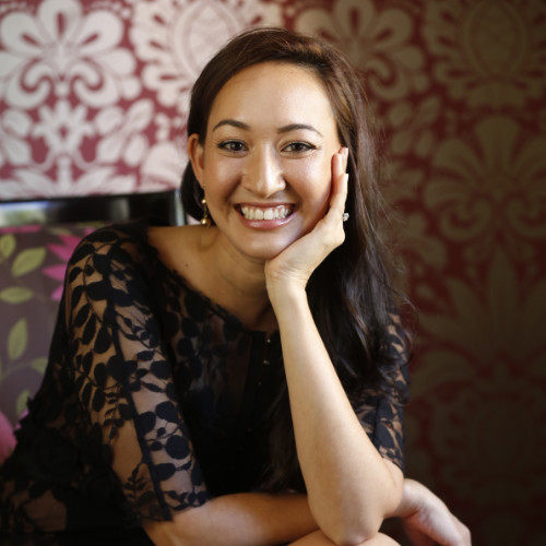 Photo of MohalaEyewear Shopify store brand ambasssador manager