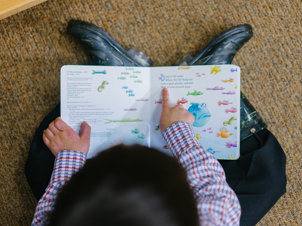Leitura na escola: como ela ajuda no desenvolvimento do aluno?