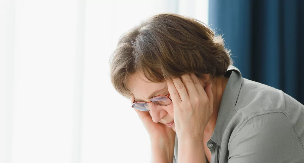 Alcohol and Menopause Does Drinking Worsen Symptoms?