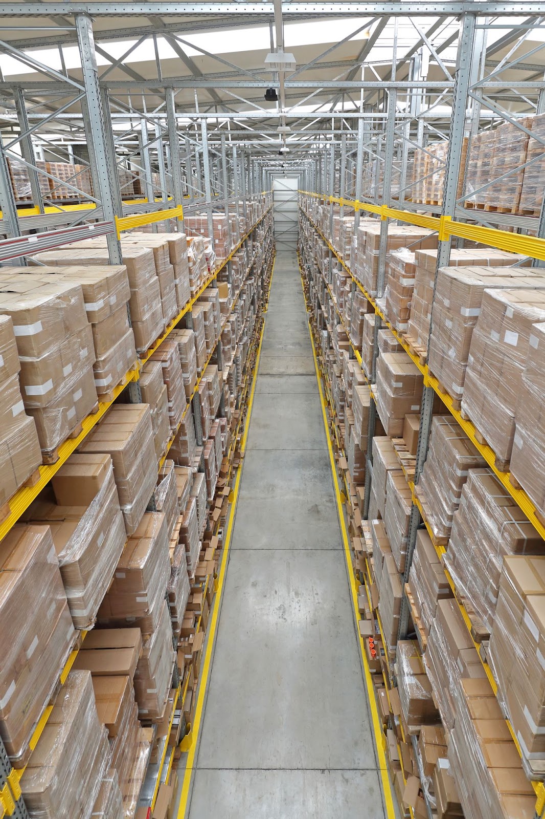 fulfillment centers - Rakuten Super Logistics