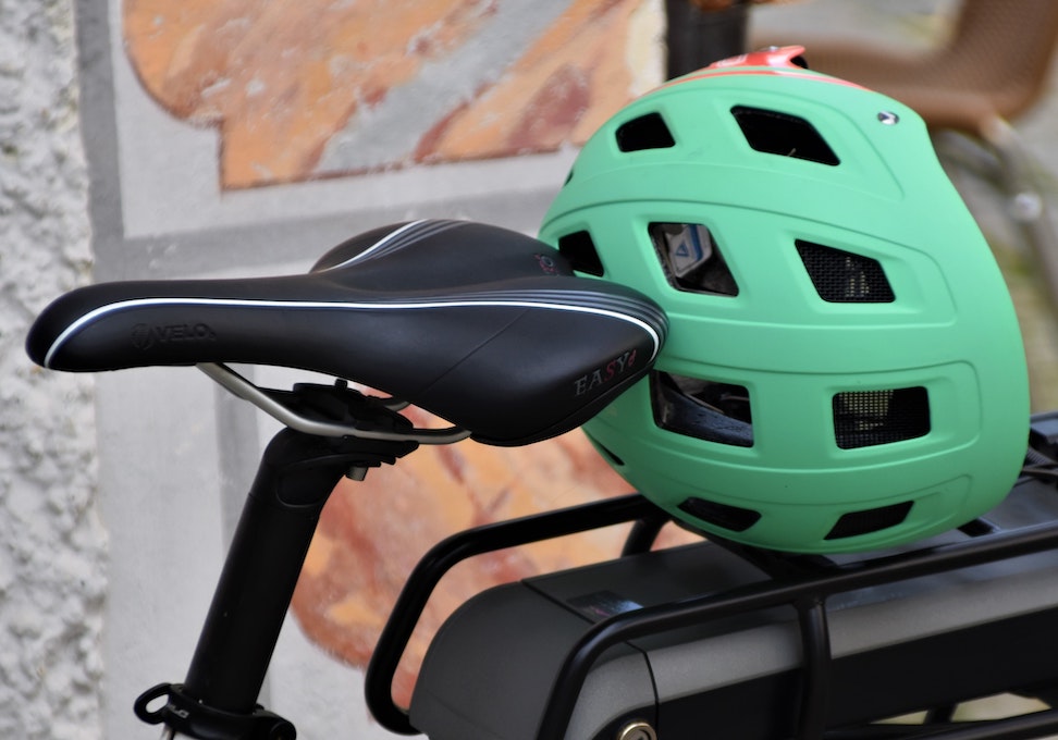 When Should You Replace Your Bicycle Helmet? Oyster
