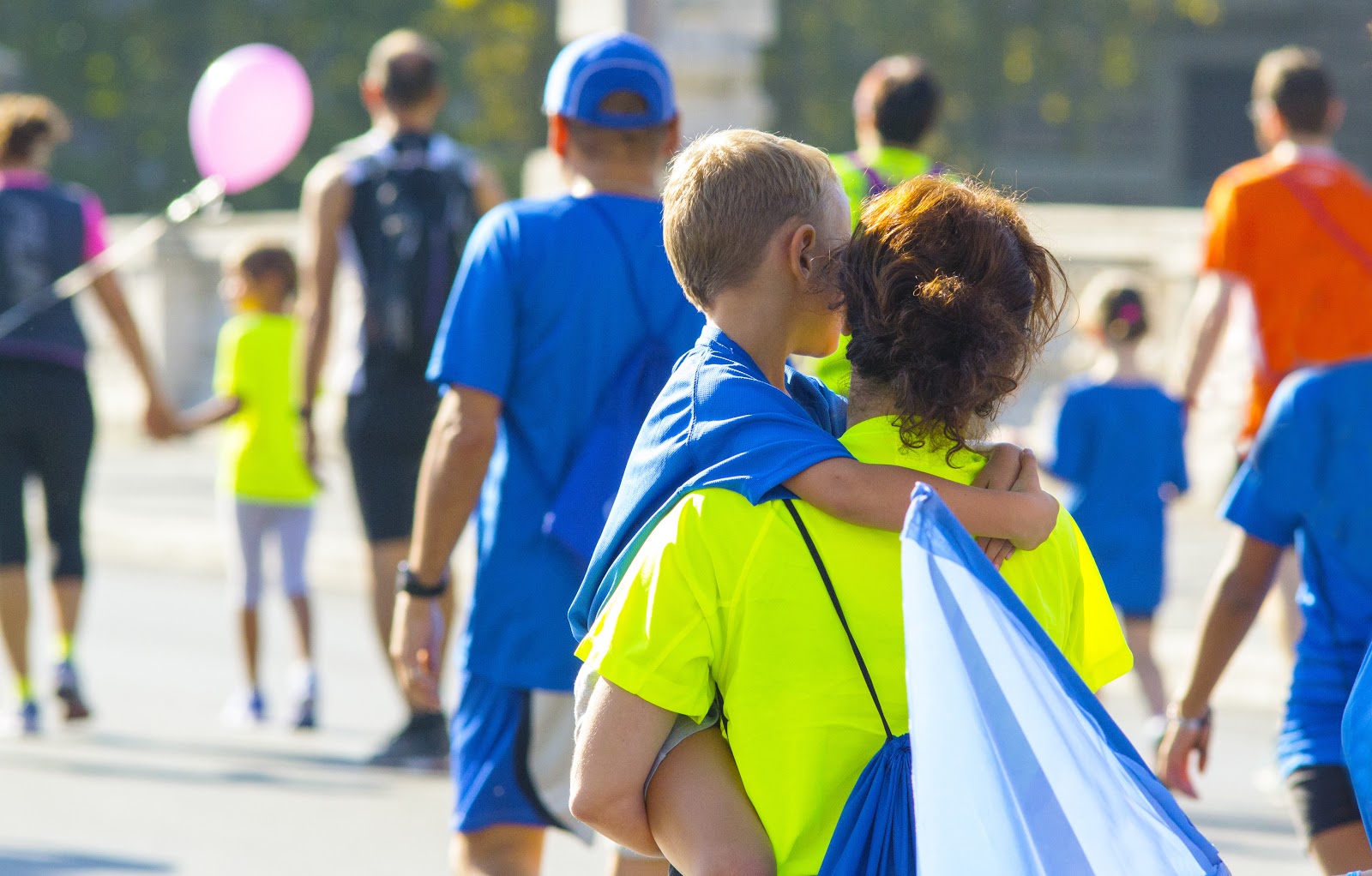 Virtual fundraising events: Group doing a walk-a-thon