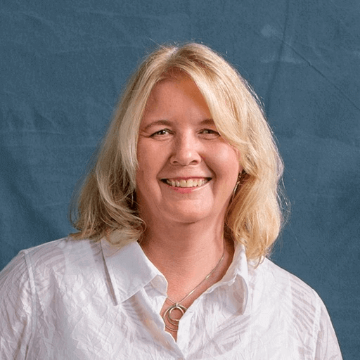 Jenny's headshot