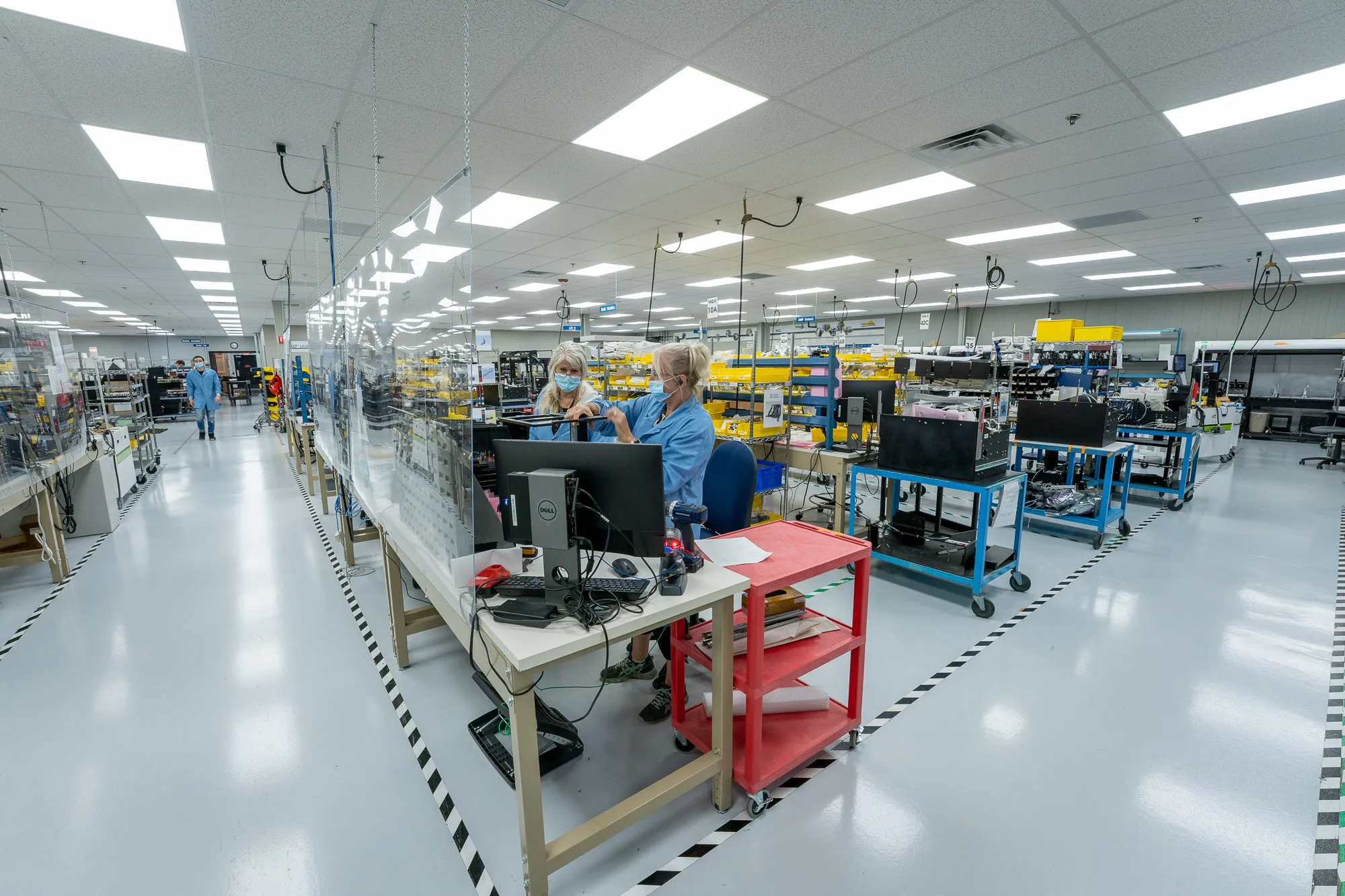 A team working on the Manufacturing floor.
