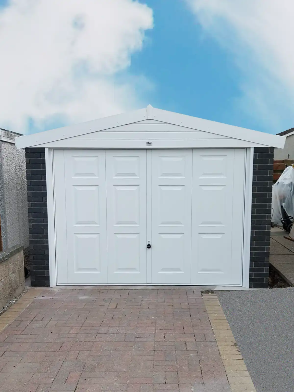 New Apex Royale garage in Dundee Concrete Garages Scotland