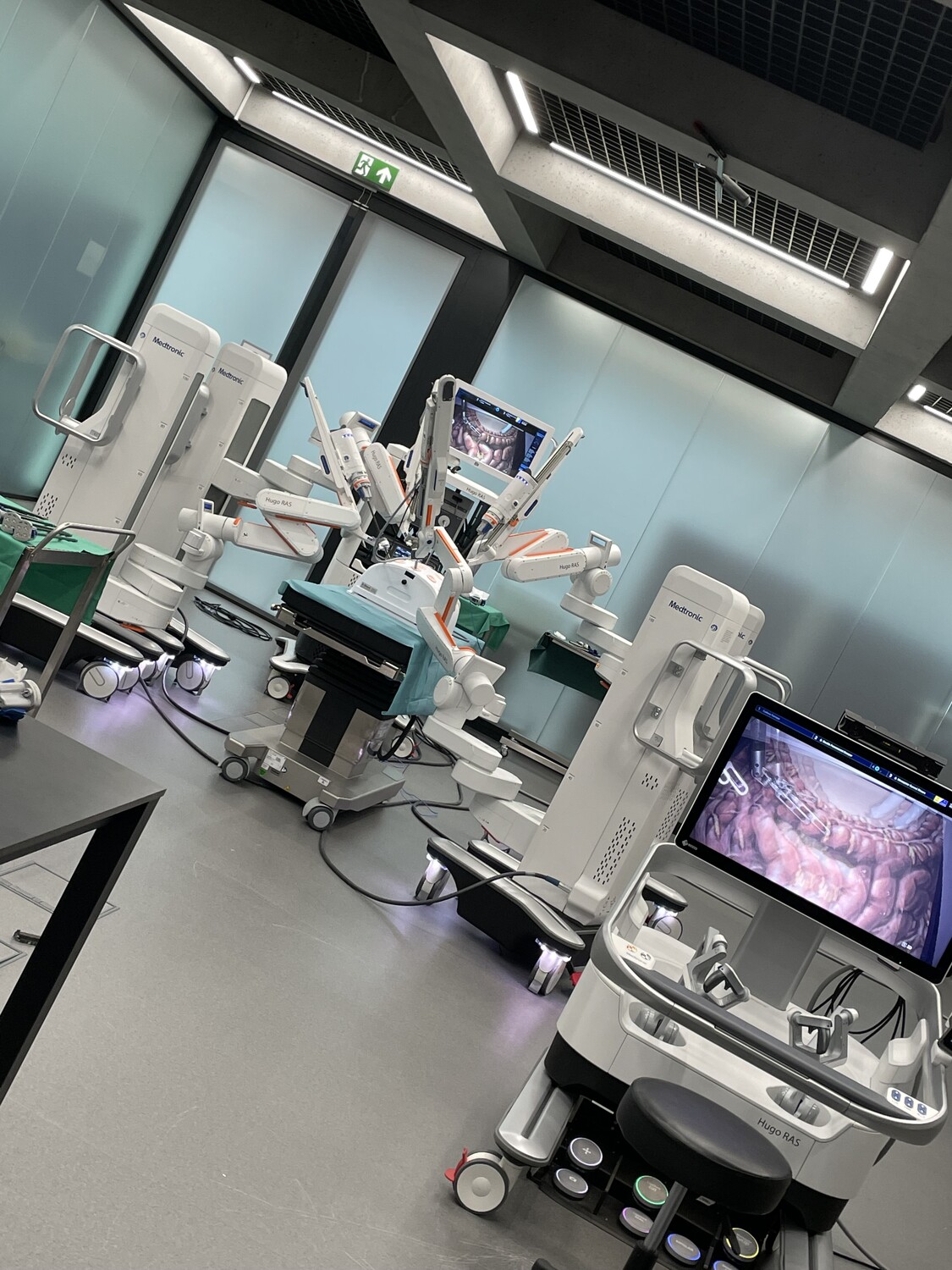 Medtronic Hugo surgery robot at AmCham event