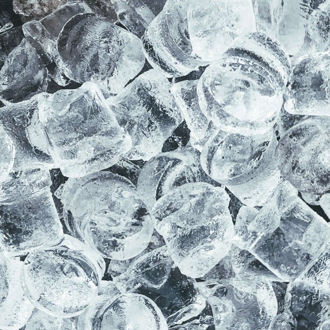 Does Ice Help Varicose Veins? UK Vein Clinic