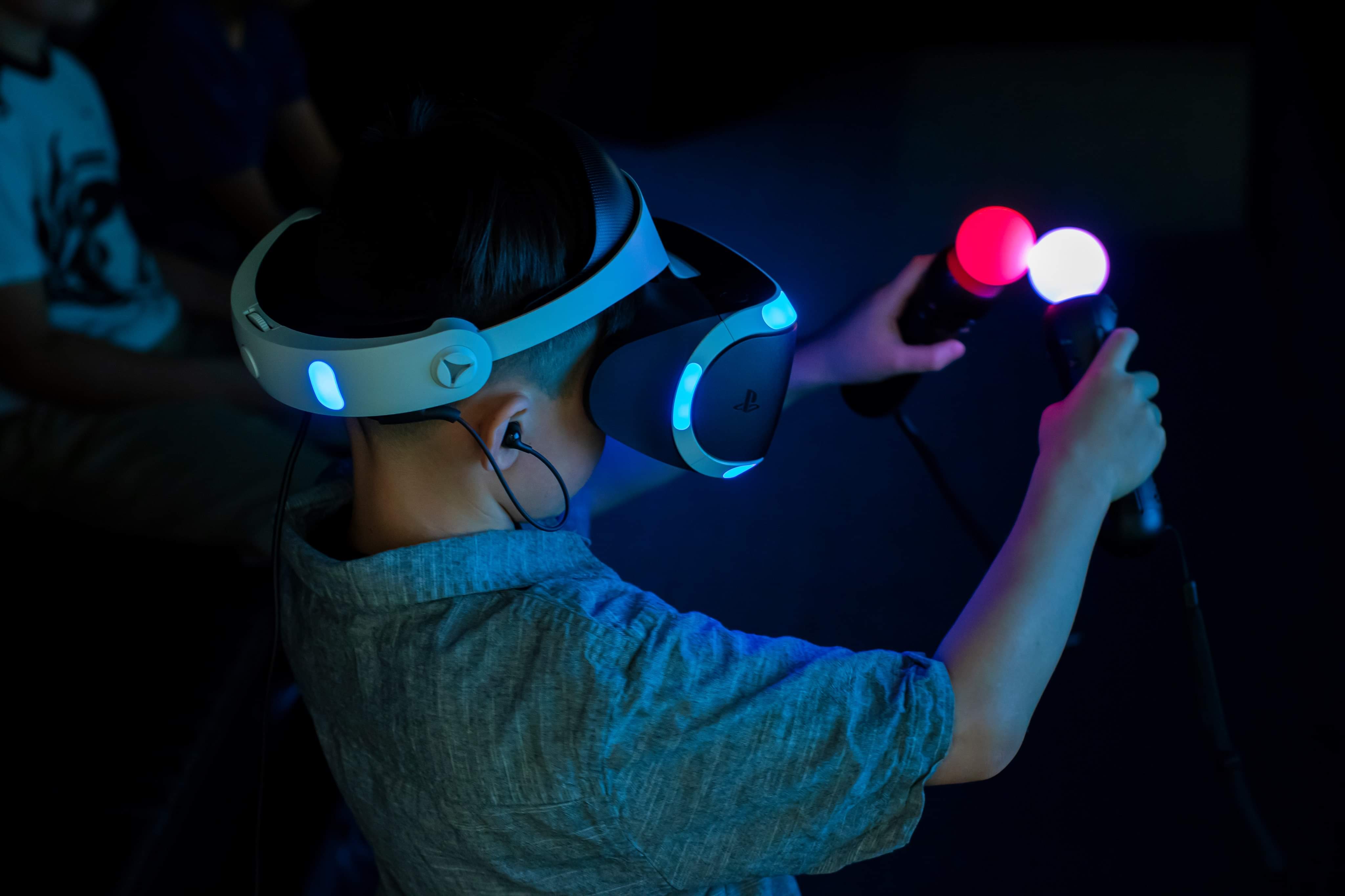 Features Extreme Game Truck The Ultimate Mobile Video Game Party Truck