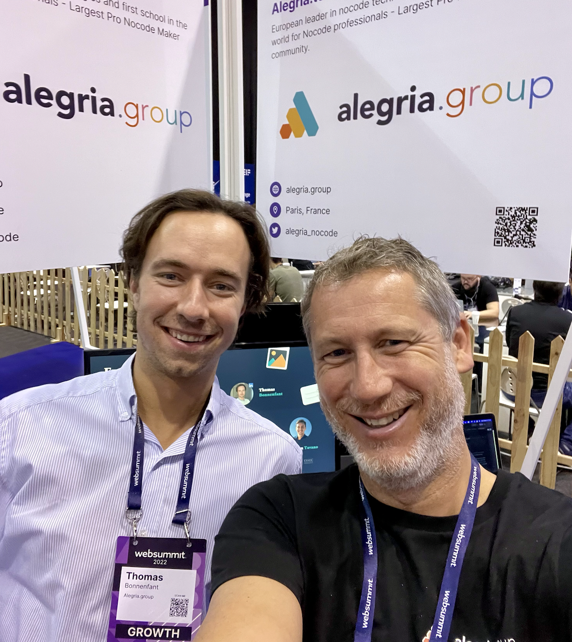 Thomas bonnenfant et Francis Lelong sur le stant Alegria.group au Web Summit 2022