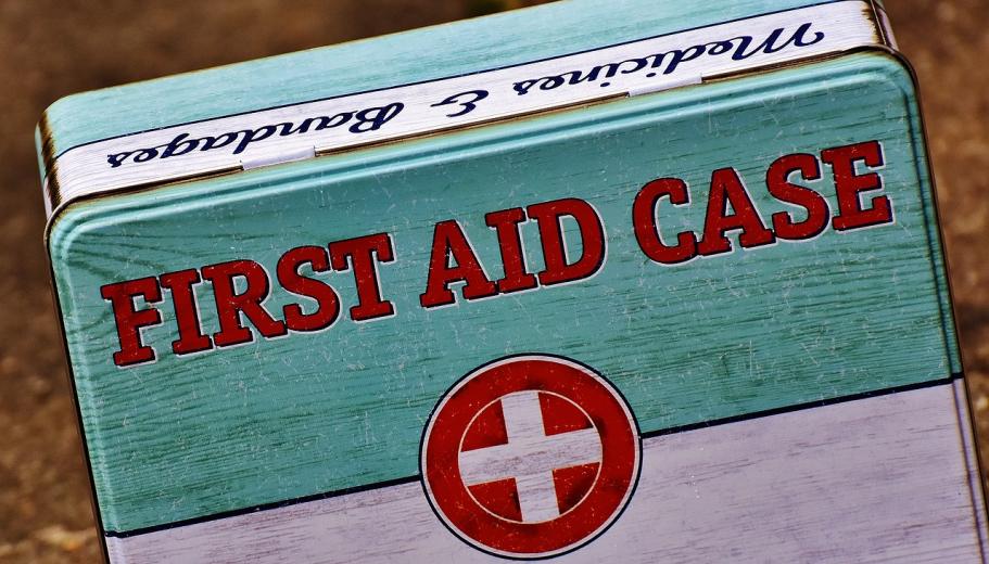 First aid case tin